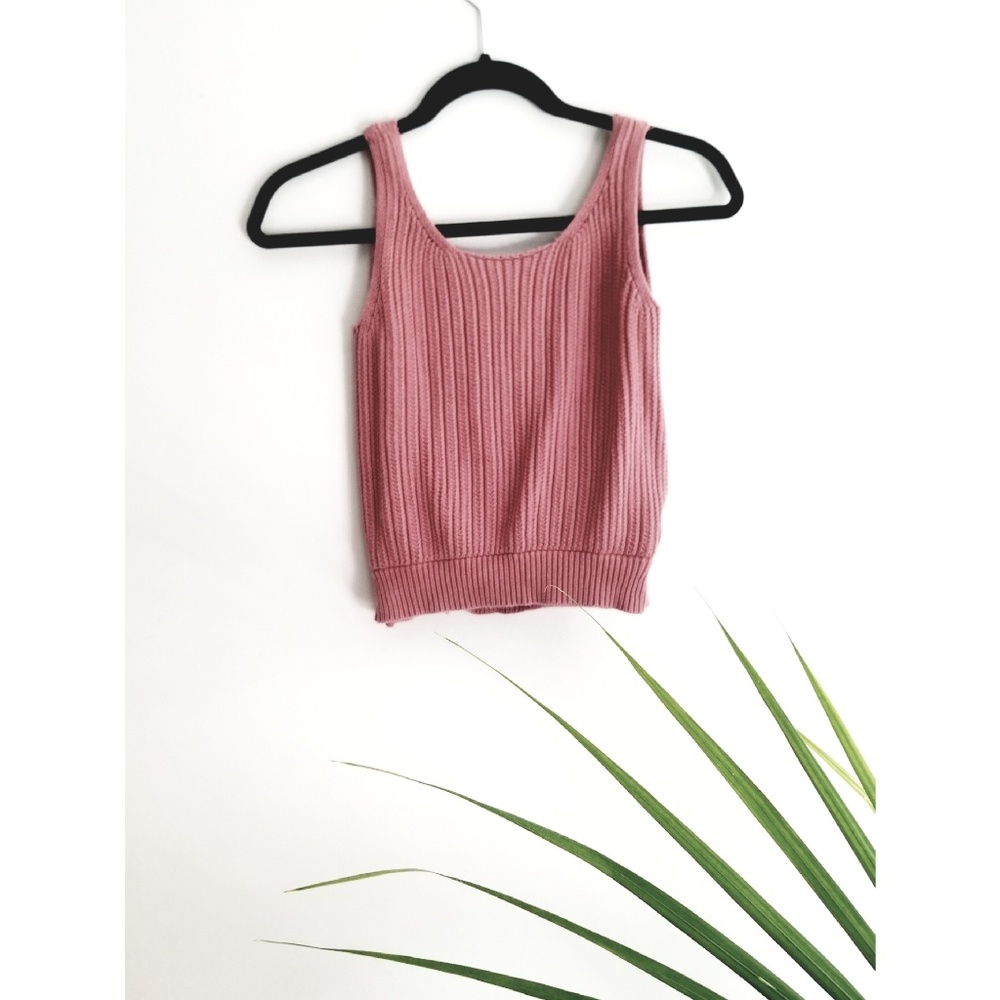 Small Pale Pink Knit Crop Top